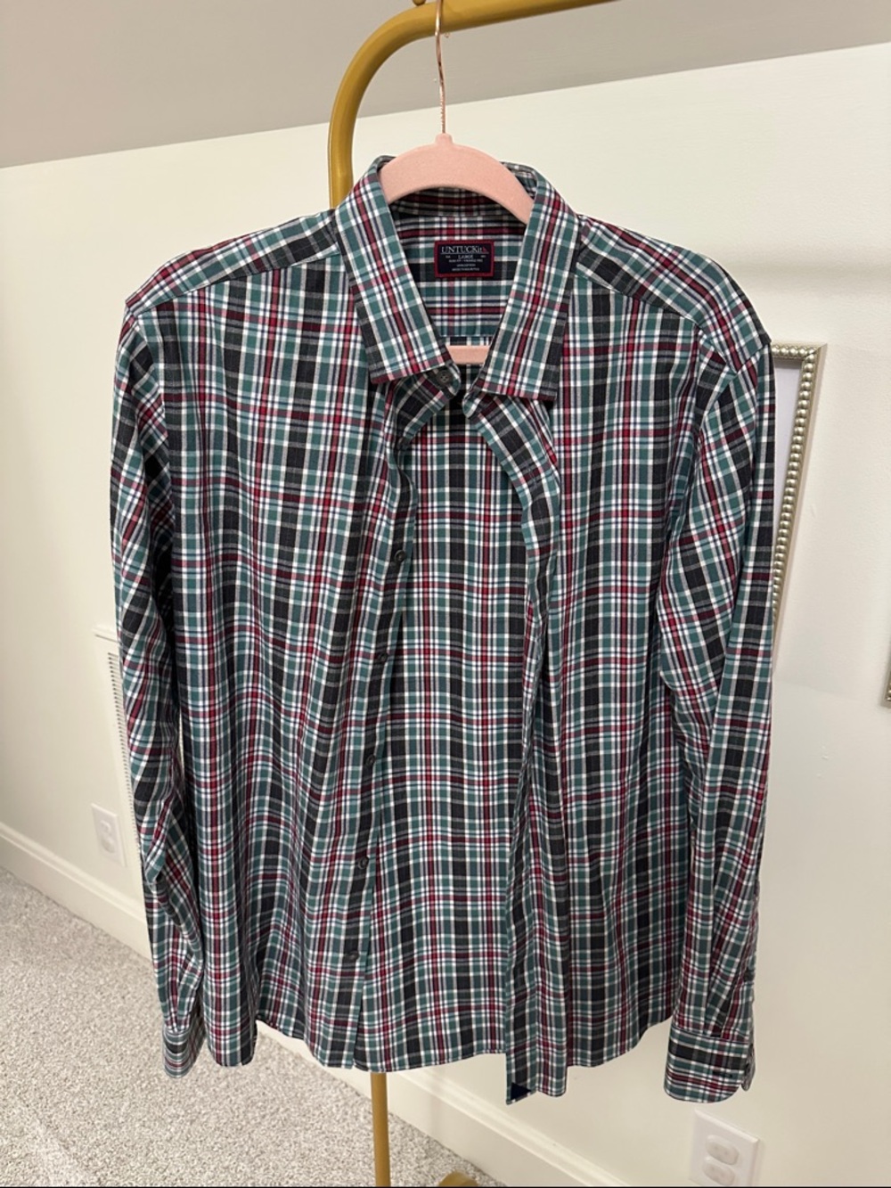 UNTUCKit Men's Green and Red Plaid Button-Down Shirt
